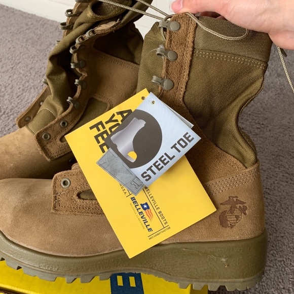 Steel toe boot size 9.5 - Picture 2 of 3